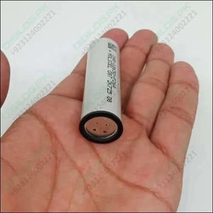 Pull - out High Quality 18650 3.7v 2600mah Molicel Cell