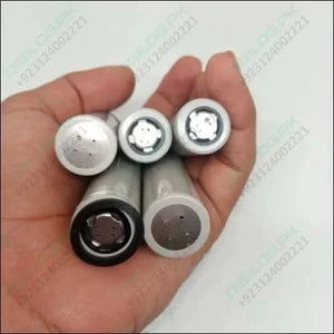 Pull - out High Quality 18650 3.7v 2600mah Molicel Cell