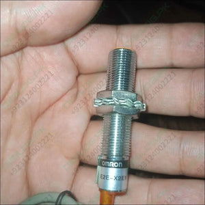 Omron Inductive Proximity Sensor Switch E2e-x2e1