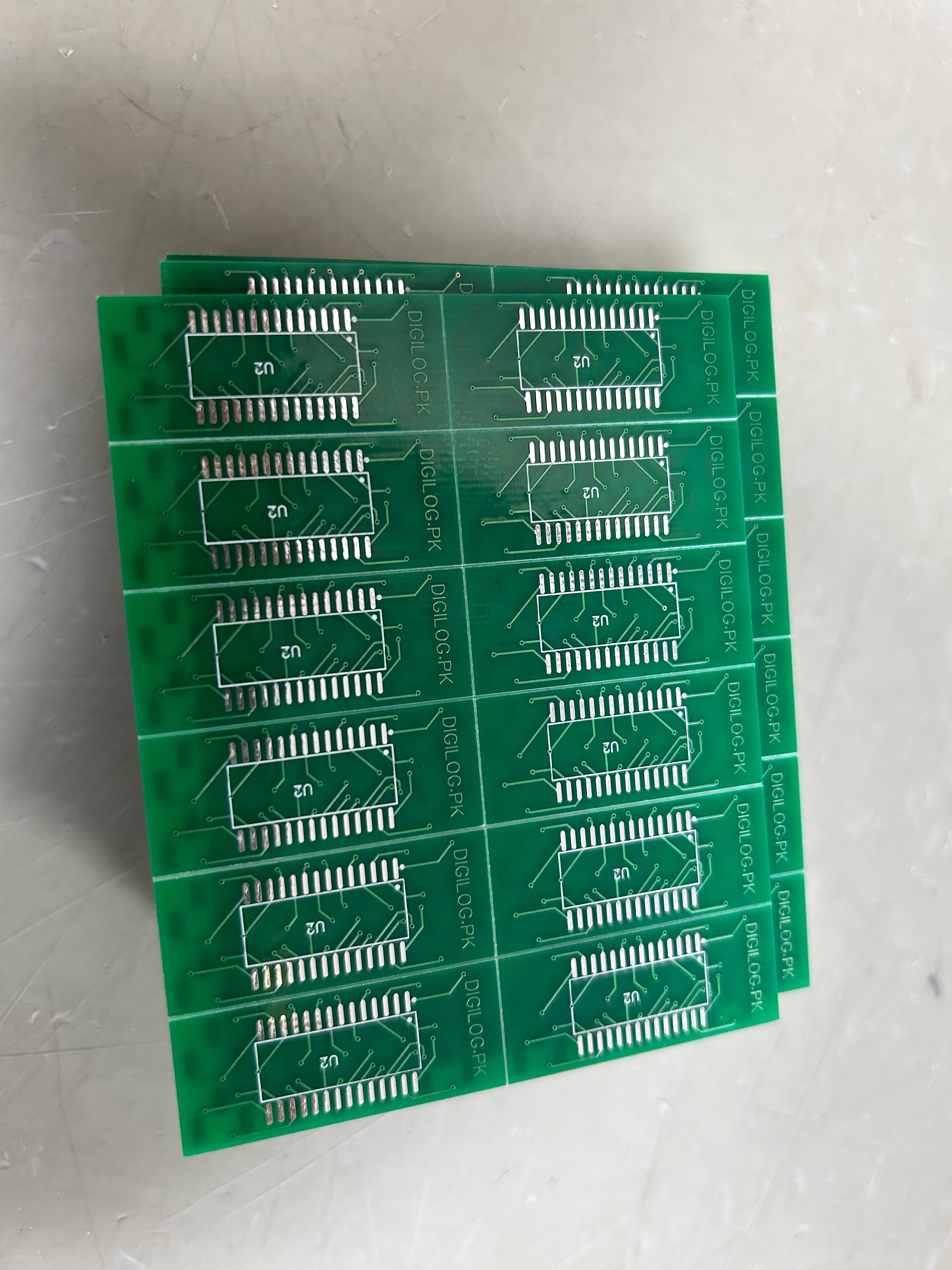 IC Base SMD DSPIC30F2010