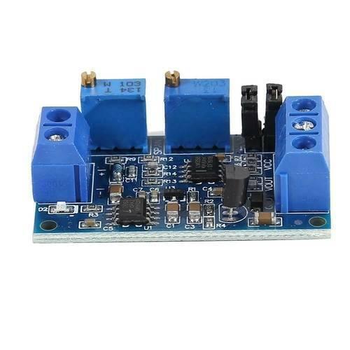 Current To Voltage Module Hw-685 - a blue circuit board featuring two blue potentiometers, two screw terminal blocks, and an integrated circuit chip.