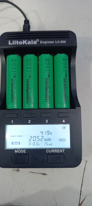 18650 battery capacity test on LiitoKala Lii-500, cell 4: 2052mAh