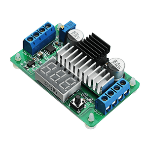 LTC1871 DC-DC 3.5-30V 6A 100W Adjustable High Power Boost Module - a green circuit board with a black heatsink, a 3-digit LED display, blue screw terminals, and a small push button.