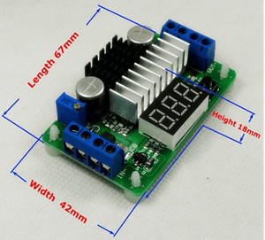 LTC1871 DC-DC 3.5-30V 6A 100W Adjustable High Power Boost Module - a green circuit board with two blue terminal blocks, a black and silver heatsink, a potentiometer, and a 3-digit display.
