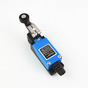 Me-8104 Rotary Plastic Roller Arm Enclosed Limit Switch - with a blue label showing electrical specifications and terminal numbers on a black body.