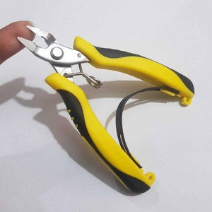 Tni-u Mini Ergonomic Palm Held Smart Locking Pliers Cutter TU-A036 - a yellow and black handheld wire cutter with a metal spring mechanism.