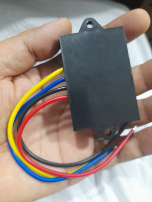 UENPO 12V 5A DC Isolated Power Supply 75~150V to 5V Voltage Reduction Module - a black rectangular casing with four coloured wires extending from one side.
