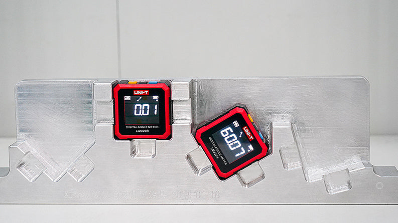 UNI-T LM320A digital angle meter measuring angle in application