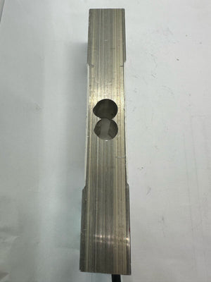 100kg Capacity Load Cell - a top-down view of the rectangular silver metal sensor bar with a central figure-eight shaped cutout.