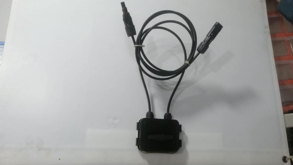 150W 12V Flexible Solar Panel Lahore Only 665mm x 1045mm