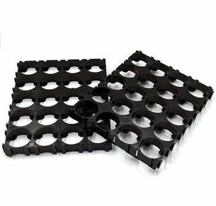 18650 Battery Holder 4x5 Cell 18650 Batteries Spacer Holders Radiating Plastic Holder Bracket For DIY Battery Pack - two black plastic grid spacers with circular cutouts for mounting 18650 batteries in a rectangular array.