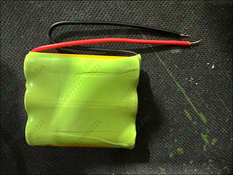 3.7V 700mAh AA Size Rechargeable Battery Pack - NiMH for DIY Projects