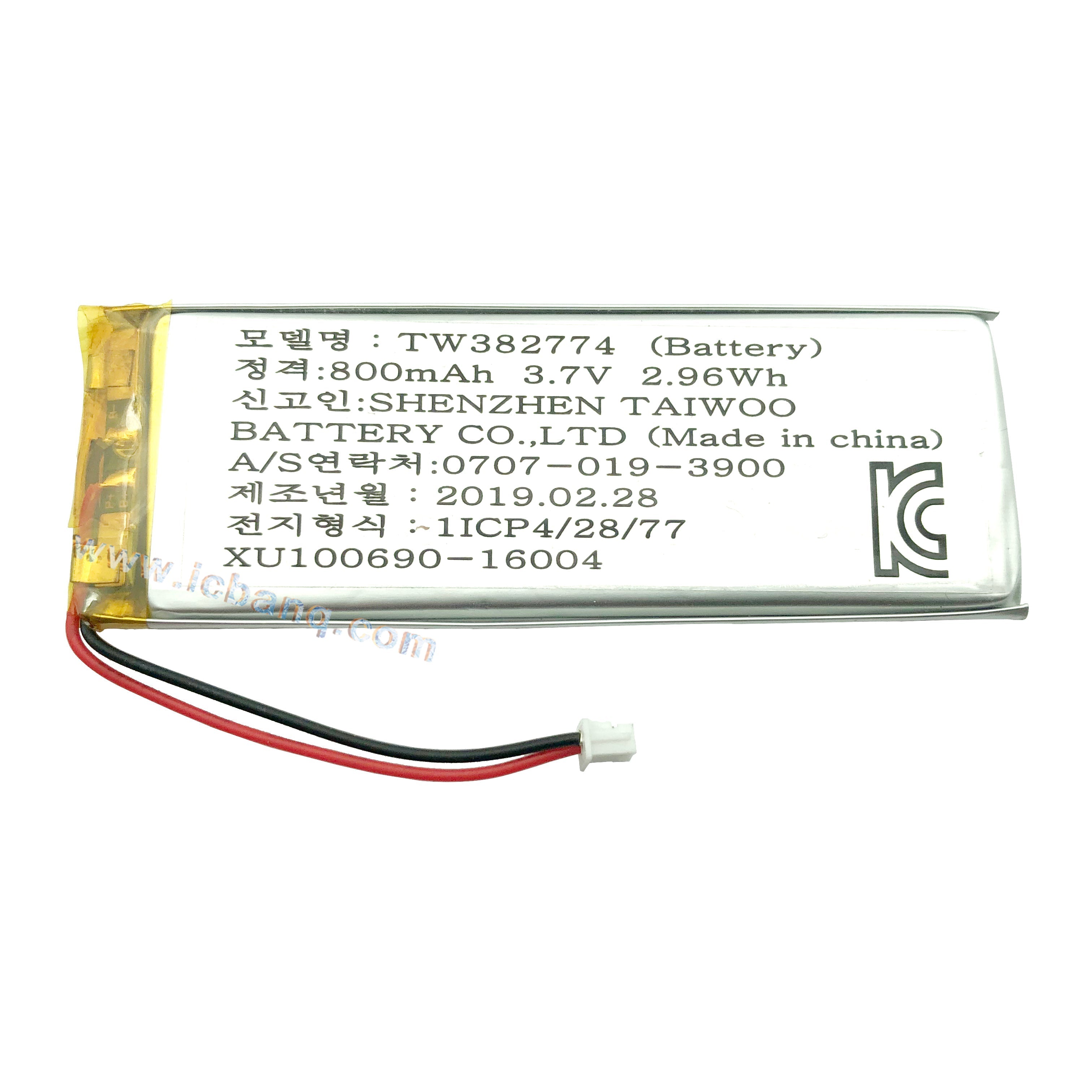 3.7V 800mAh Battery Rechargeable Lithium Polymer Ion Battery TW382774 - a rectangular silver lithium polymer battery with a red and black wire ending in a small white two-pin connector.