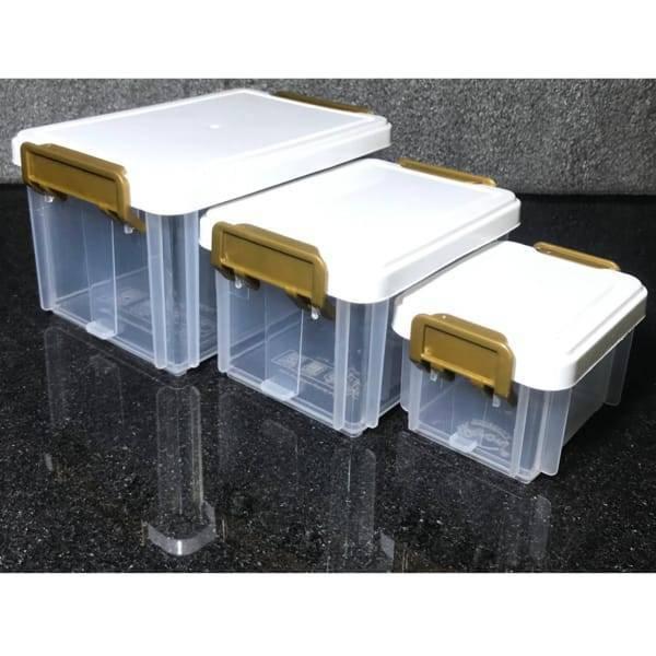 3 Pcs Stackable Smart Storage Containers Boxes For Jewellery, Makeup, Tools, Food, Office Use Organizer Box - show three clear rectangular plastic bins of varying sizes with white lids and gold locking latches.