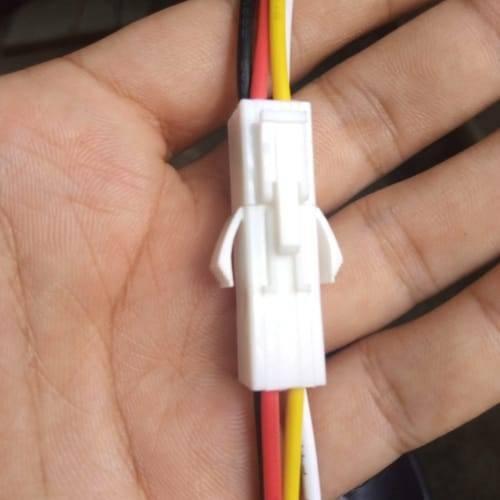 4 Pin Power Connector 12V Atx CPU Power Supply Extension Male To Female Cable Adapter - a close-up of the white plastic connector joined together.