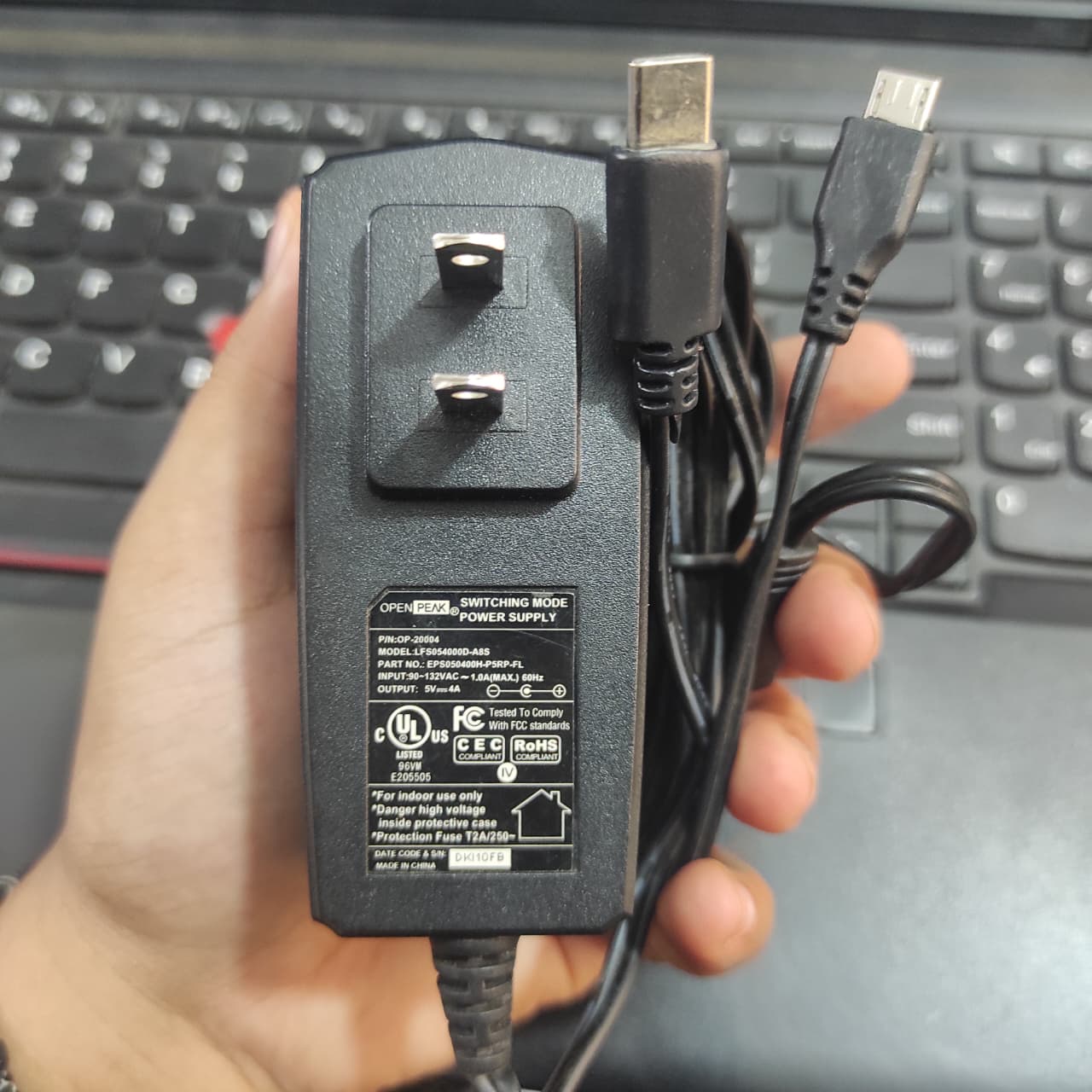 5V 4A Switching Mode Power Adapter Dual Type C & Micro-USB Output