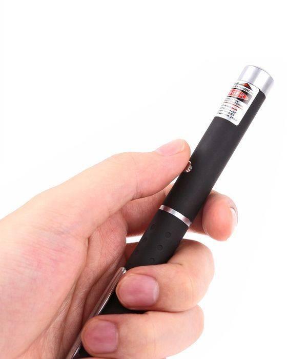 5mW 532nm Green Laser Pointer Pen - the black cylindrical body, a silver push-button, and a warning label near the aperture.