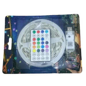 5V Addressable LEDS Strip 10 meter - in retail packaging, showing a coiled LED strip, a remote control with colored buttons, and a USB connector.