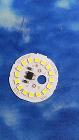 5W LED Panel Light White AC 220V No Driver Needed - a circular white LED circuit board with multiple yellow LED chips and a central black integrated chip.