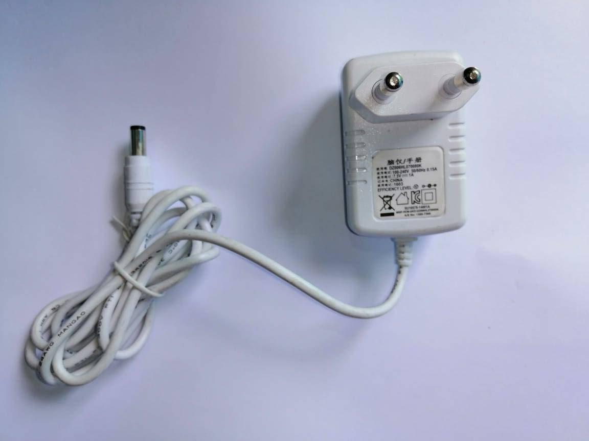 7.5V 1A Power Adapter Power Supply DC Power Supply - a white wall-plug power supply with a DC barrel connector attached by a white cable.