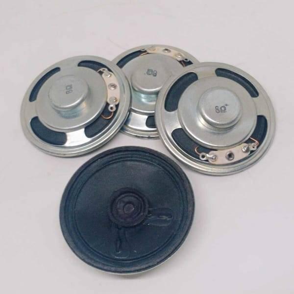 8 Ohm 3 Watts Woofer Loud Speaker Loudspeaker For Arduino DIY Projects - three silver-backed circular speakers with visible terminals and one black speaker cone facing upward.