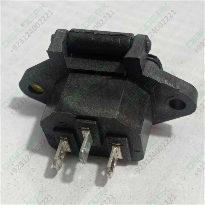 3 Pin Male Computer Socket AC With Spring Closing Window