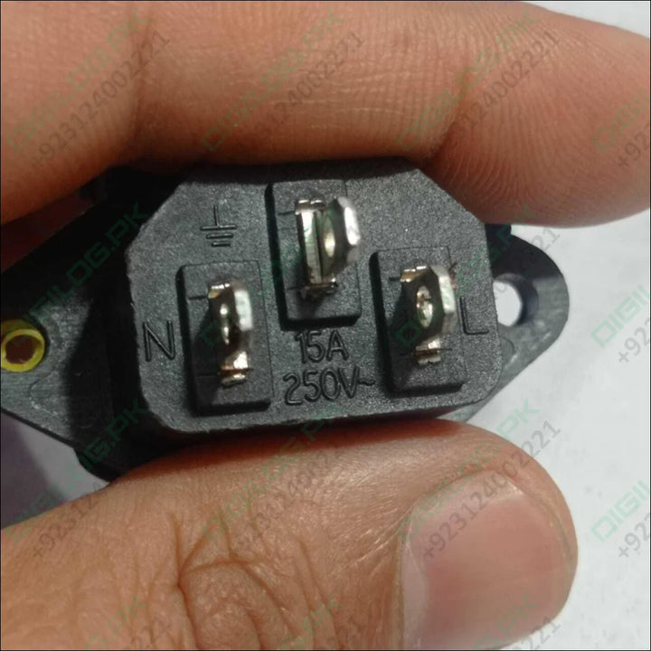 3 Pin Male Computer Socket AC With Spring Closing Window
