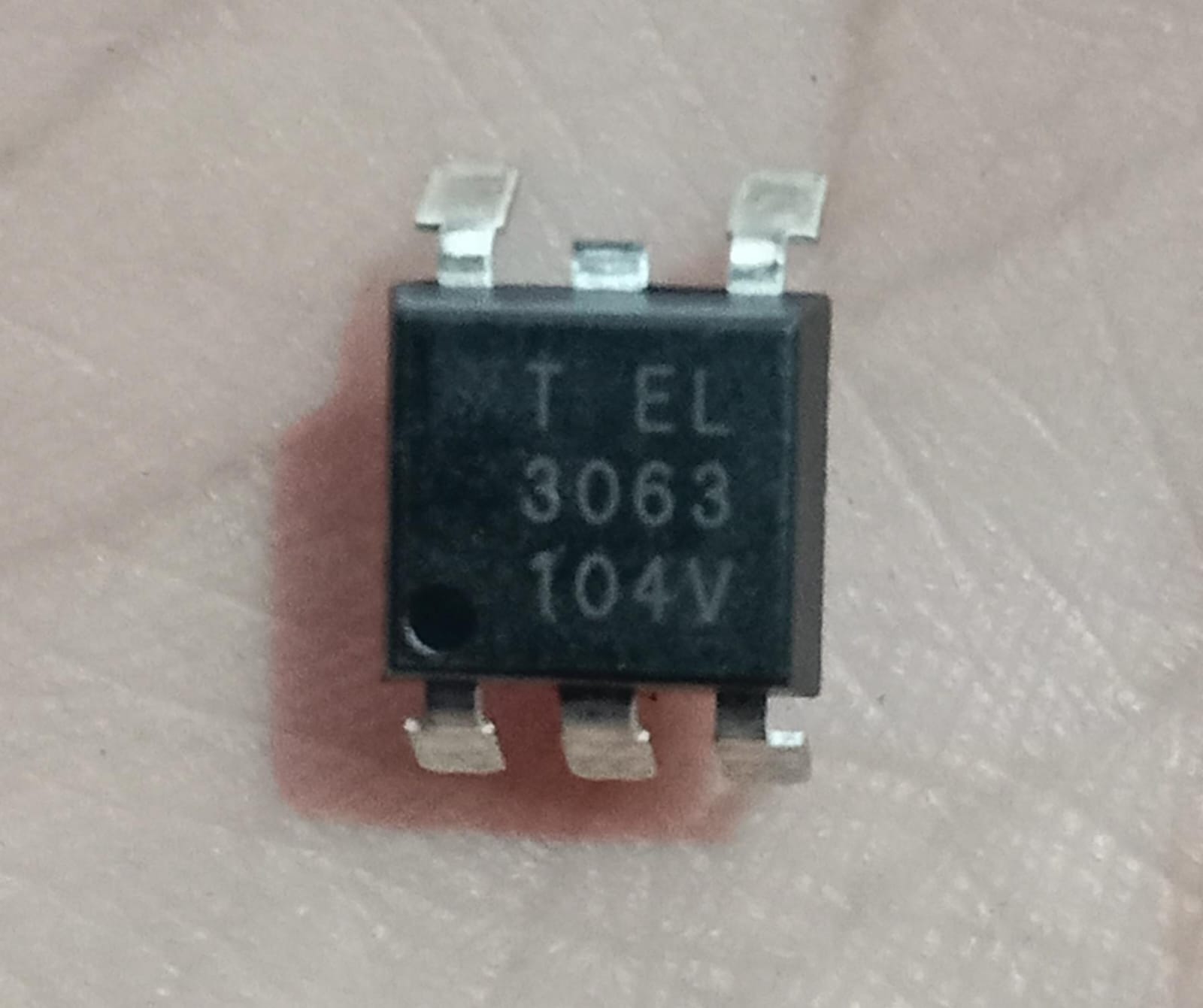 EL3063 Zero-Cross Triac Driver Photocoupler 6 PIN SMD