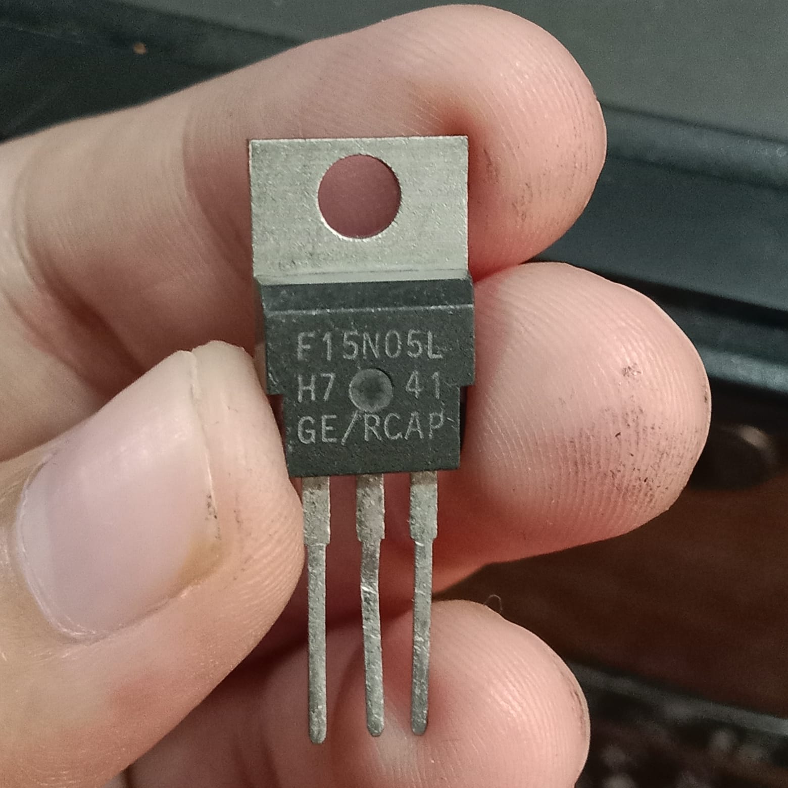 F15N05L 15A 50V Logic Level N-Channel Power MOSFET TO-220