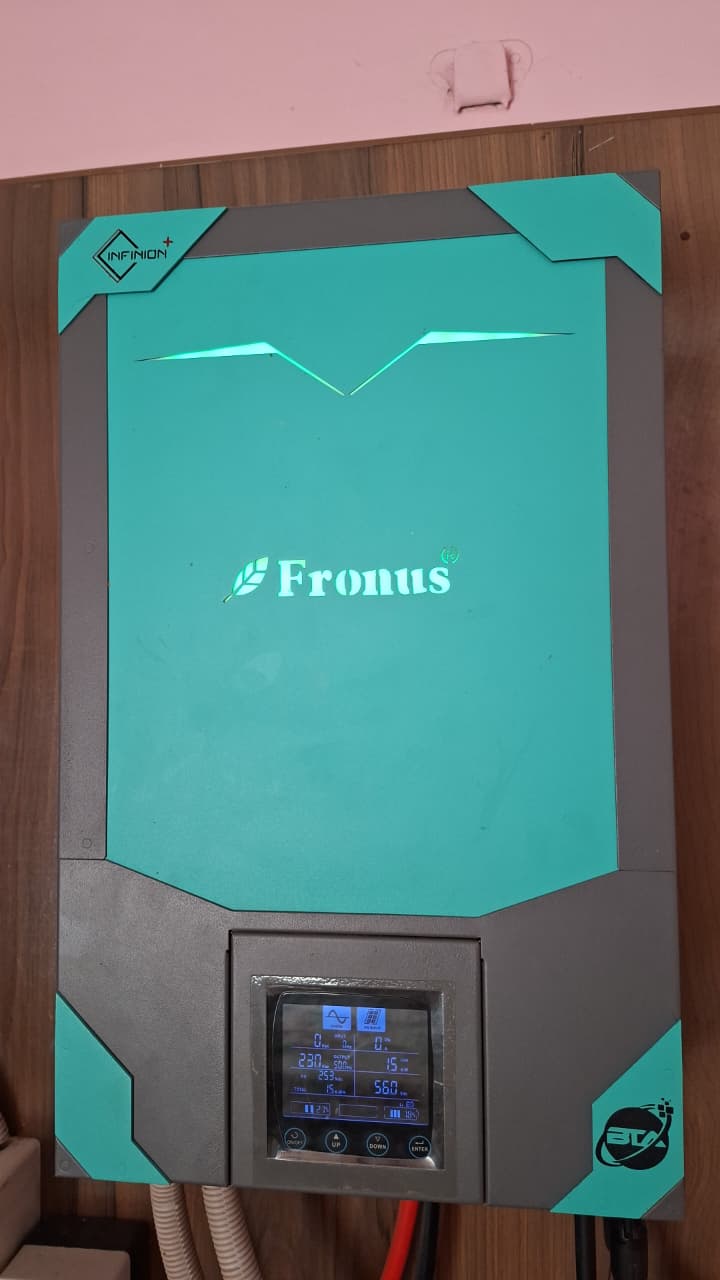 Fronus infineon plus 6kw Solar WiFi Dongle - Real-Time Solar Monitoring