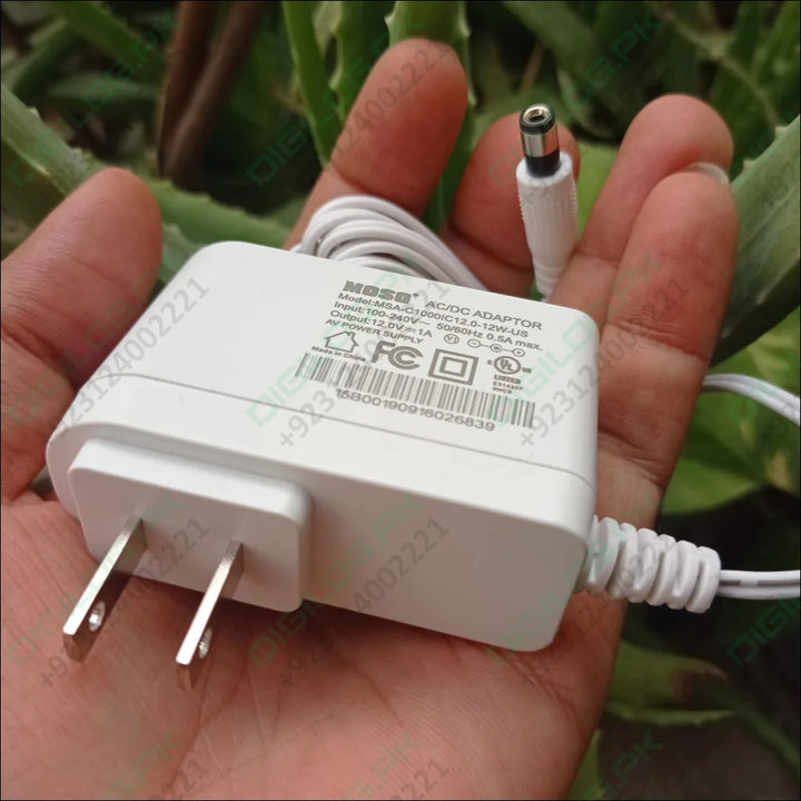 New High Quality 220v To 12v 1a Ac Dc Adapter In Pakistan