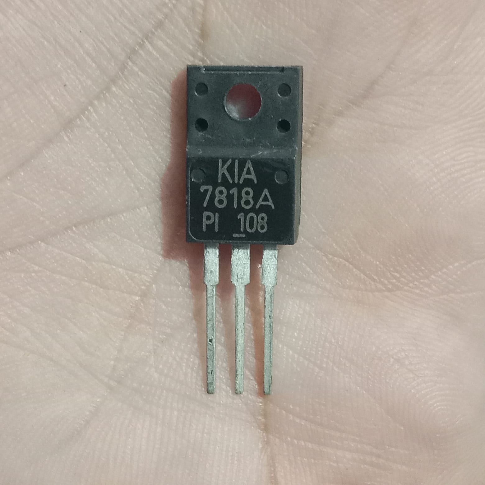 KEC KIA7818A 18V Positive Voltage Regulator (TO-220F)