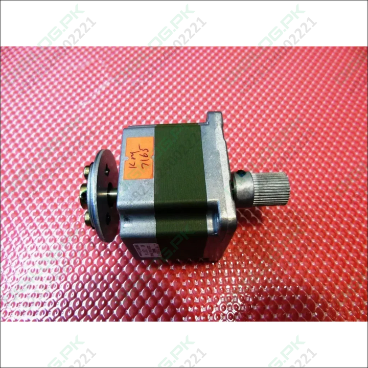 KT60KM06-011 0.6 Degree Step Angle Star Winding 3 Phase Stepper Motor In Pakistan