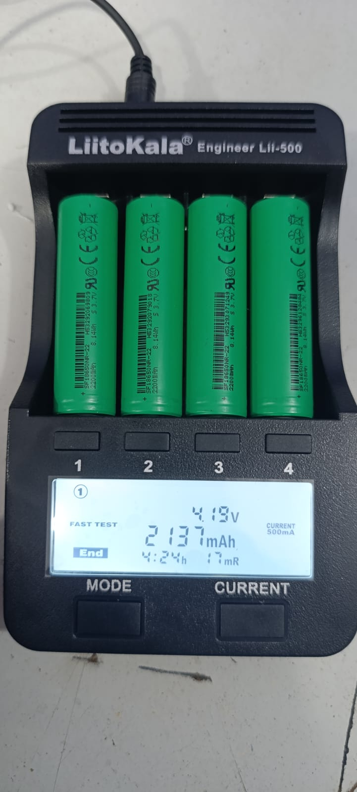 18650 battery capacity test on LiitoKala Lii-500, cell 1: 2137mAh