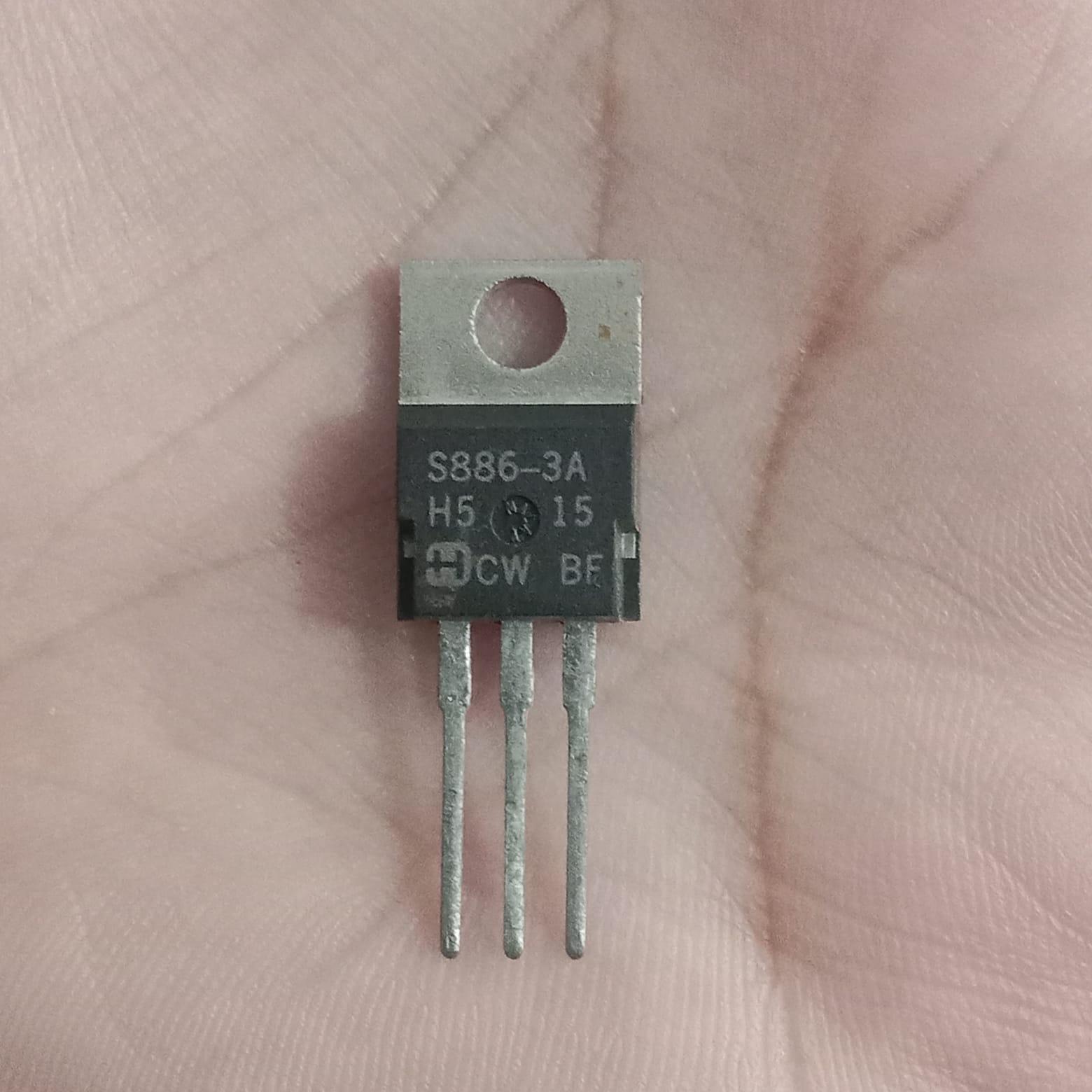 S886 3A Silicon Controlled Rectifier