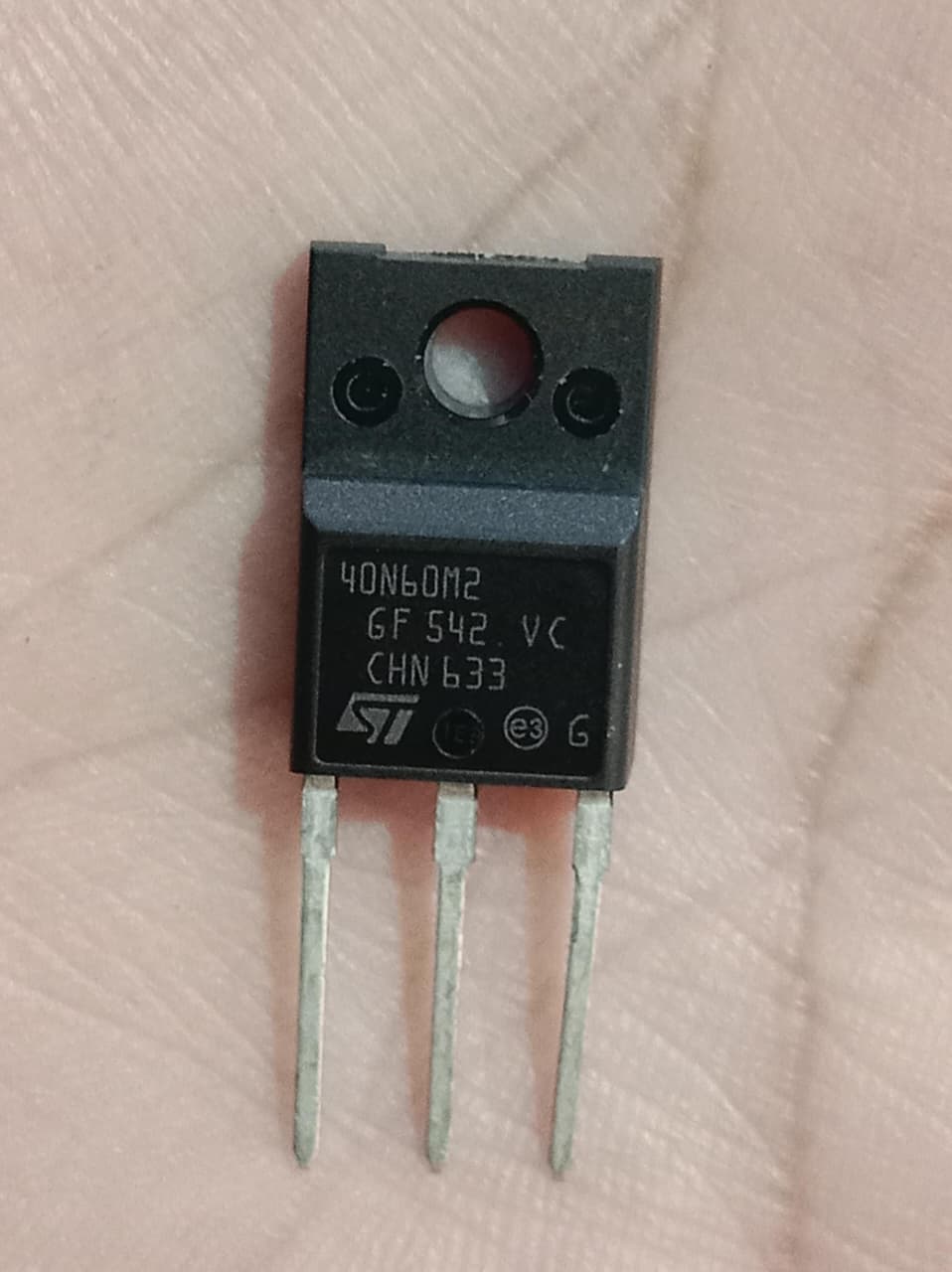 STMicroelectronics 40N60M2 600V 34A N-Channel Power MOSFET (TO-220FP, Isolated) Used