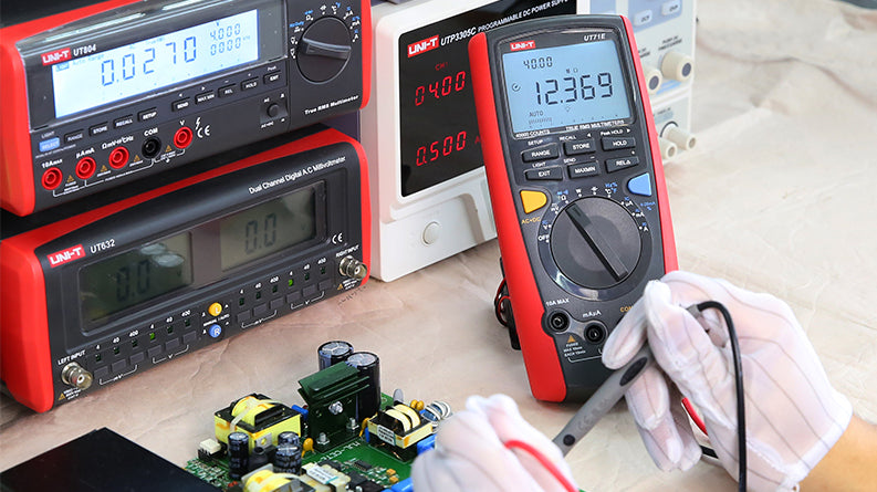 UNI-T UT71E measuring resistance