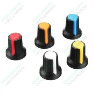 Wh148 15x17mm 6mm Shaft Hole Plastic Potentiometer