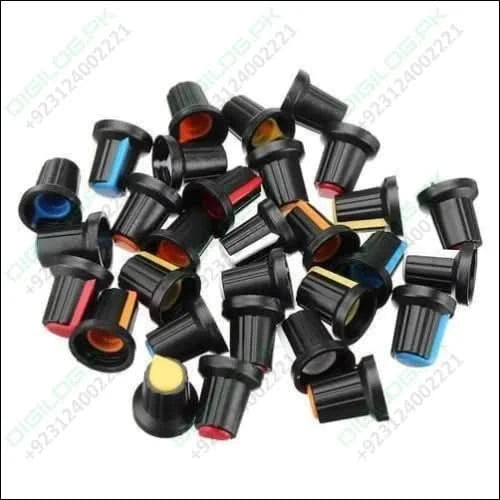 Wh148 15x17mm 6mm Shaft Hole Plastic Potentiometer