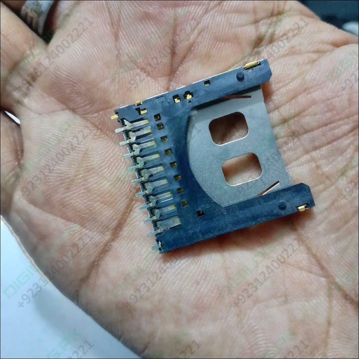 SD memory card slot