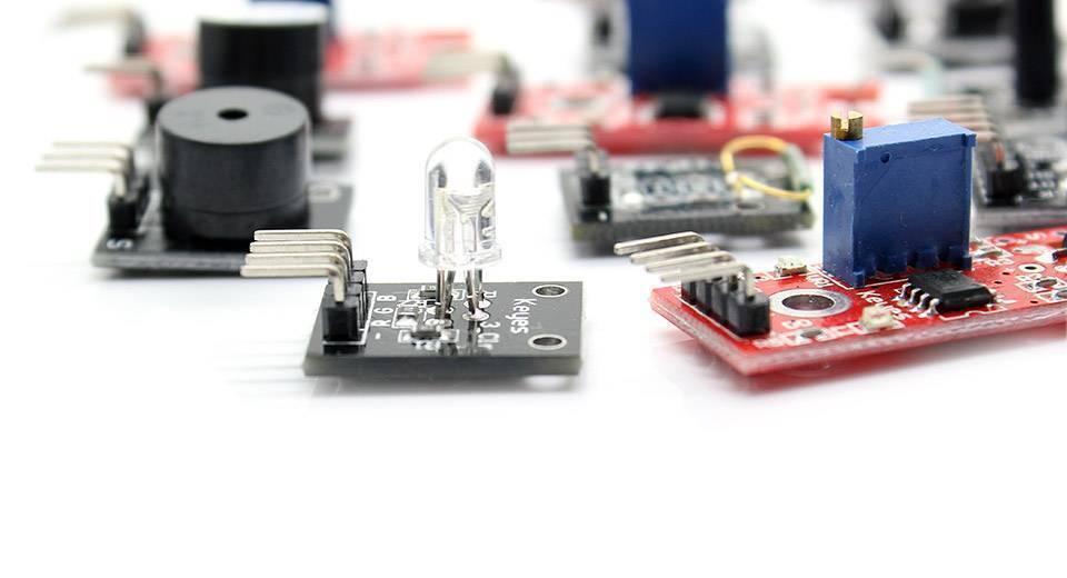 Arduino Sensor Kit 37 In 1 Sensors Kit For Arduino - various electronic sensor modules, including an RGB LED and a potentiometer.