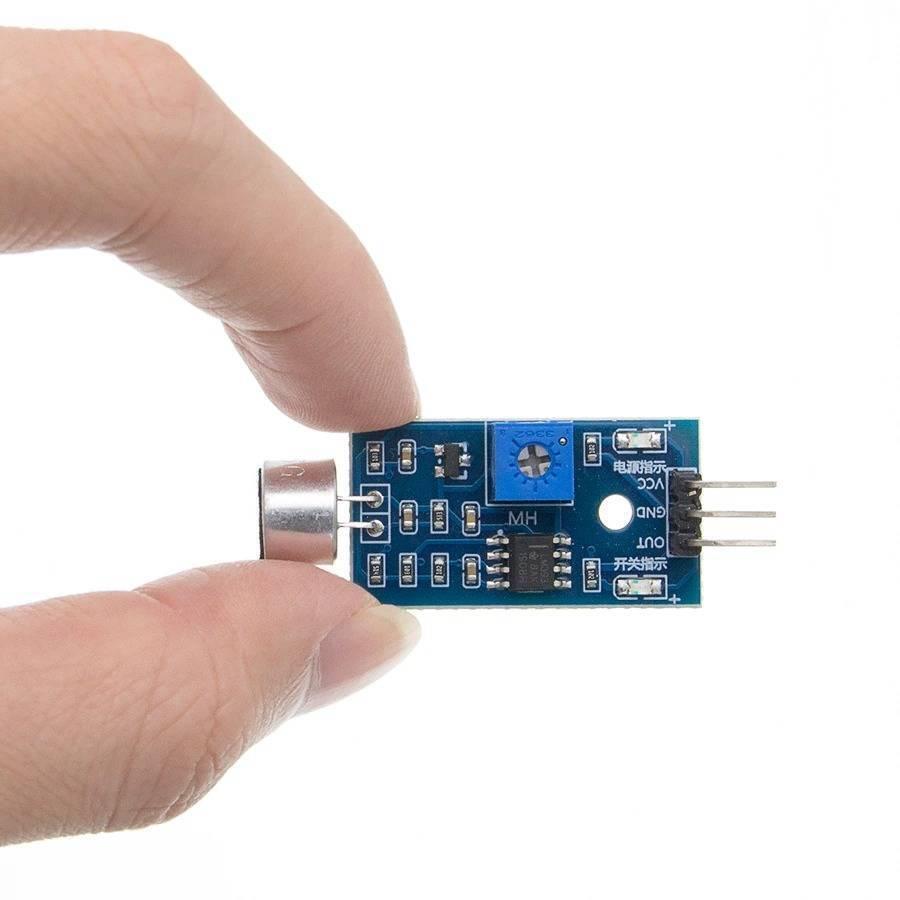 Arduino Sound Detector Sound Sensor Arduino Mic Voice Module For Arduino Ky-038 Ky 038 KY038 - a blue PCB with a microphone, a potentiometer, an IC, and three output pins.