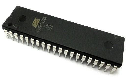 ATMEGA32 ATMEGA32A Atmega 32 - a black rectangular microcontroller chip with 40 metallic pins, shown from an angled perspective on a white background.