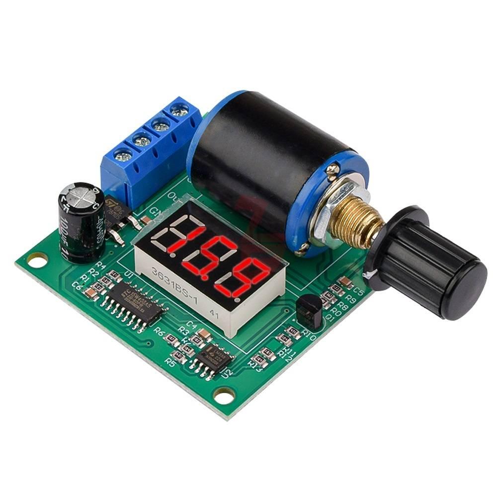 DC 12V 24V 4-20mA Signal Generator Module Digital LED Display For Signal Sources Valve Adjustment Analog Transmitter - a green circuit board with a three-digit red LED display, a black rotary knob, and a blue terminal block.