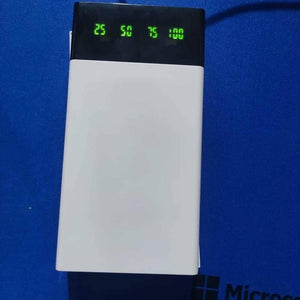 DIY 5V 2A Dual USB Power Bank Case With Power Bank Kit - white rectangular body and a black top panel featuring a digital display showing 25, 50, 75, and 100.