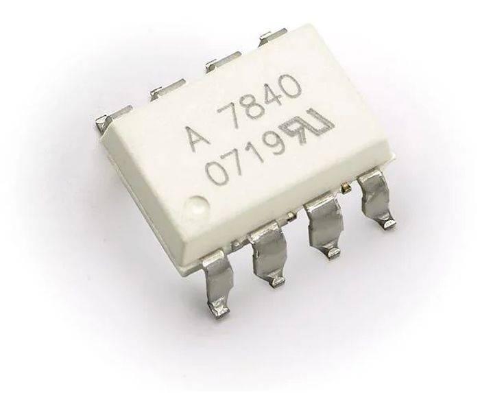 Hcpl 7840 Hcpl-7840 Isolated Amplifier For Current Sensing - an 8-pin white integrated circuit chip with "A 7840 0719" printed on the top surface, shown in a close-up angled view.