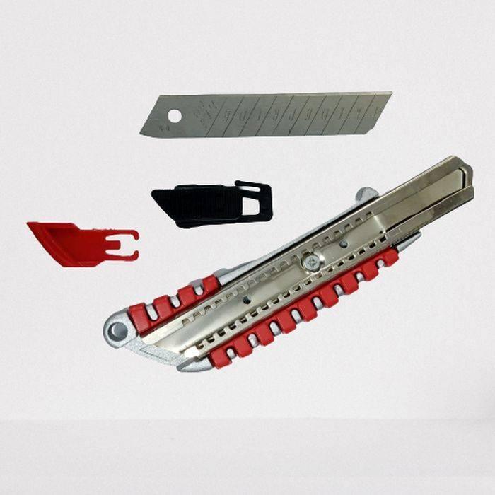 Heavy Duty Knife 24mm Alloy Steel Blade Cutter - shown disassembled with a metal handle, a spare blade, and two small plastic components.
