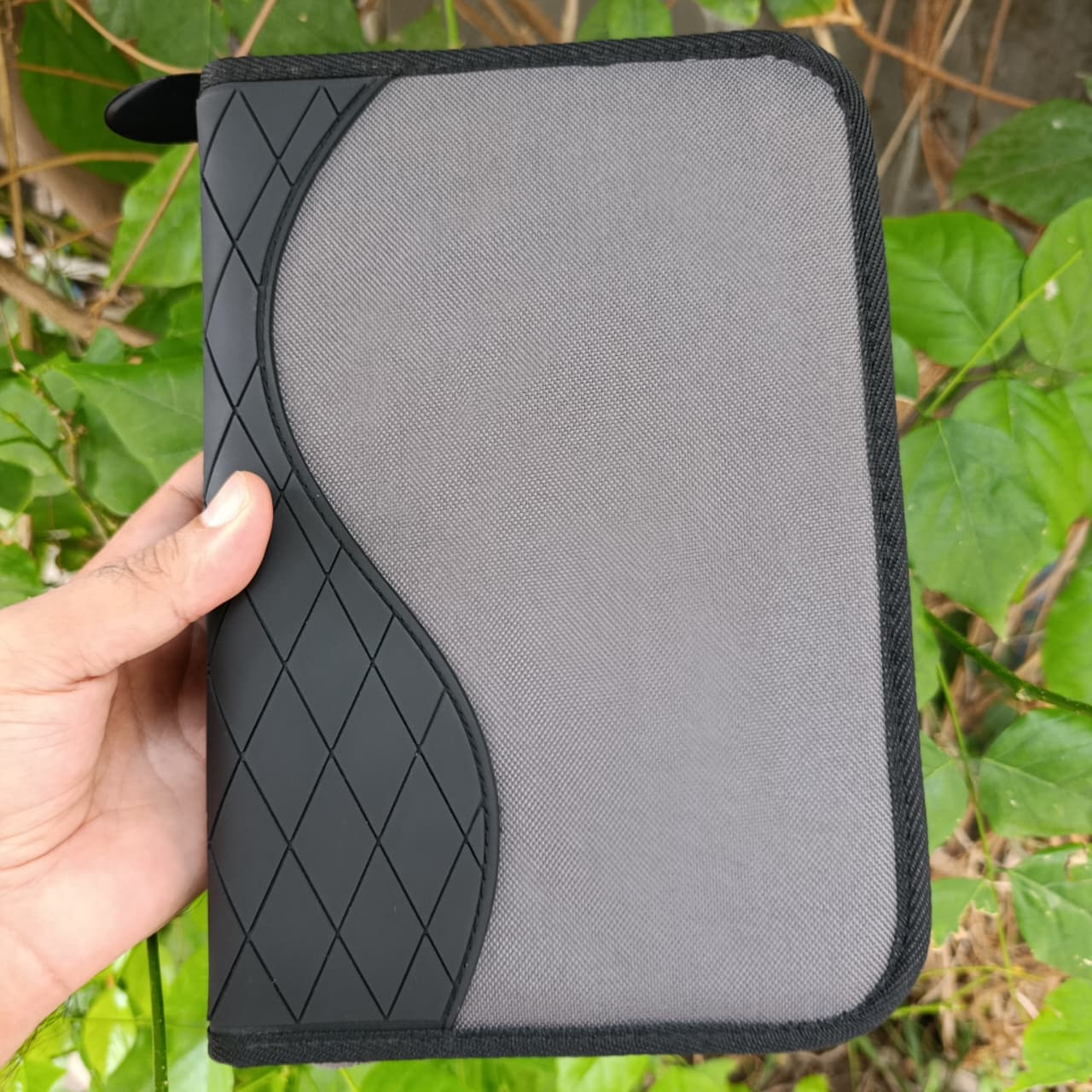 Carry case front view 2