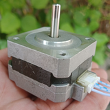 NEMA 17 Pancake Stepper Motor 1A bipolar 4-wire for Arduino CNC Pakistan