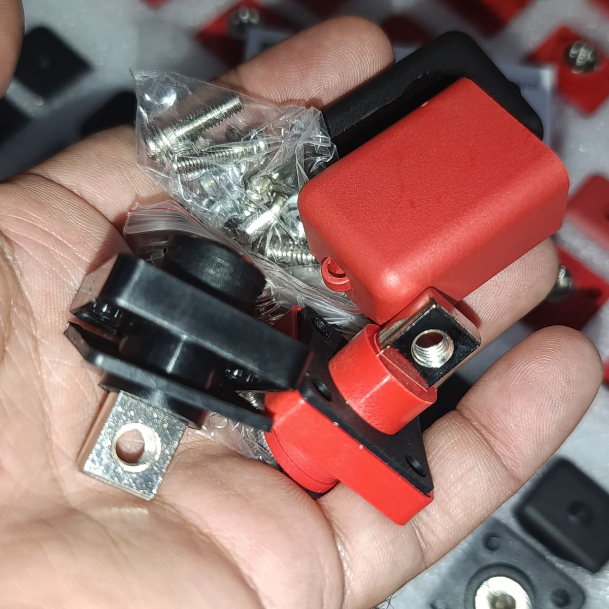 Lithium Battery Power Terminal All-Copper Quick Connector Pair 120A - of red and black connectors with mounting screws in a plastic bag.